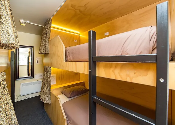 Tahuna Pod Hostel