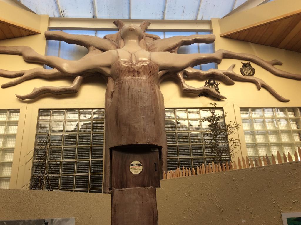 Tahuna Pod Hostel *