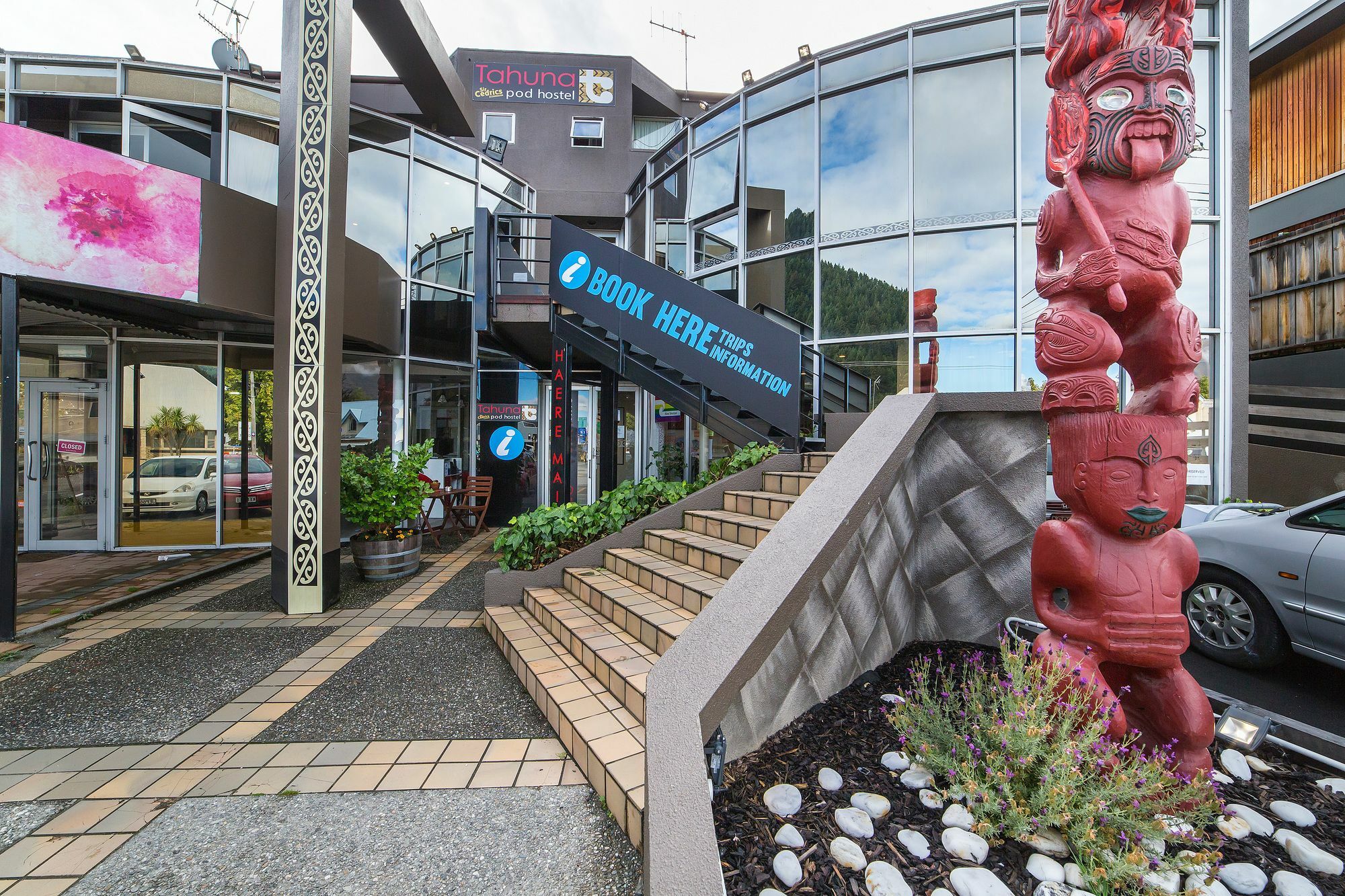 Hostel Tahuna Pod *